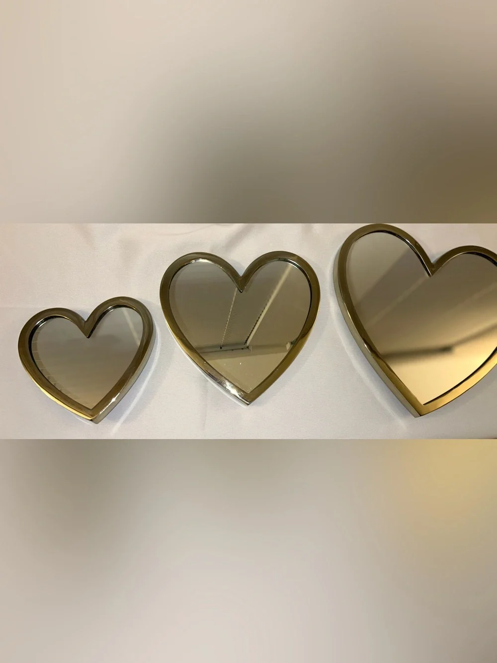 Pottery Barn Teen Gold Heart Wall Mirror Hooks